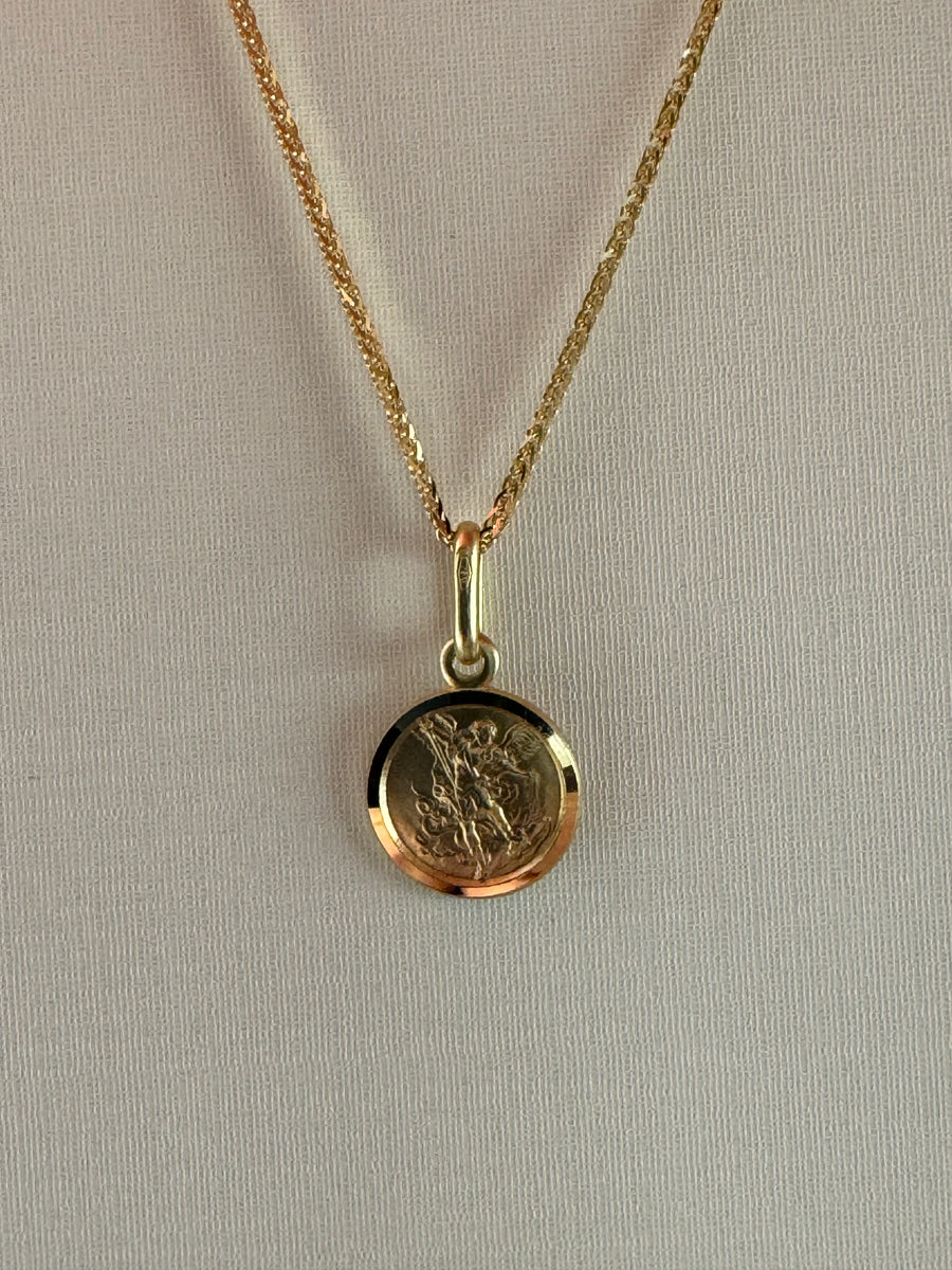 Collana in oro 18 kt con medaglia San Michele Arcangelo
